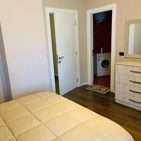 Spacious Modern 2br At Artificial Park