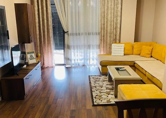 Spacious Modern 2br At Artificial Park 티라나